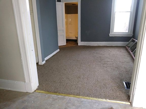 2nd image of 1734 Kinney Ave