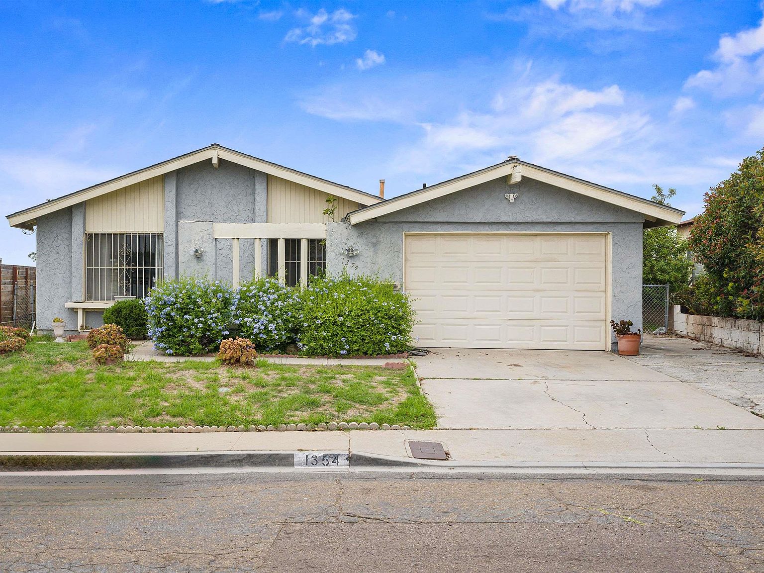 1354 Amethyst St, San Diego, CA 92114 Zillow