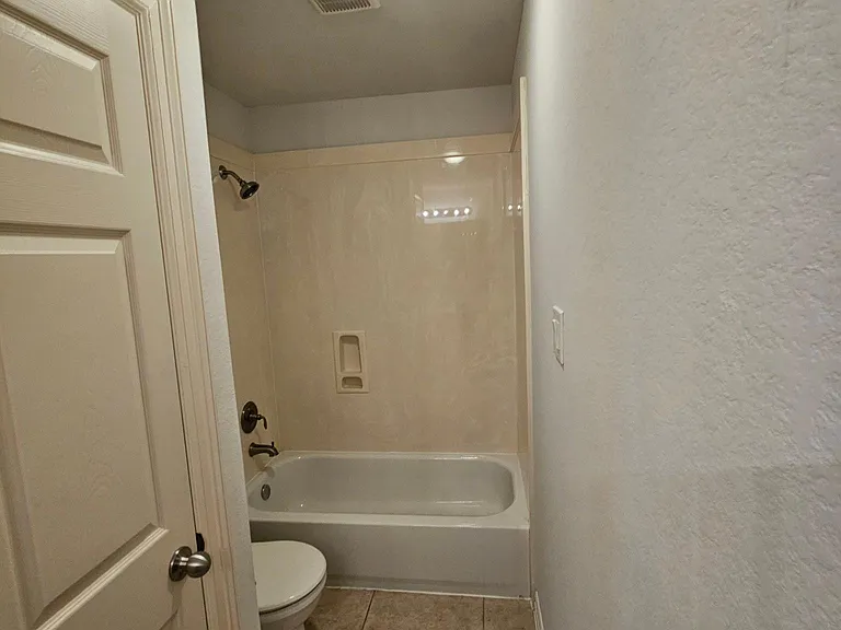 547 Birdsong Dr — Photo 26