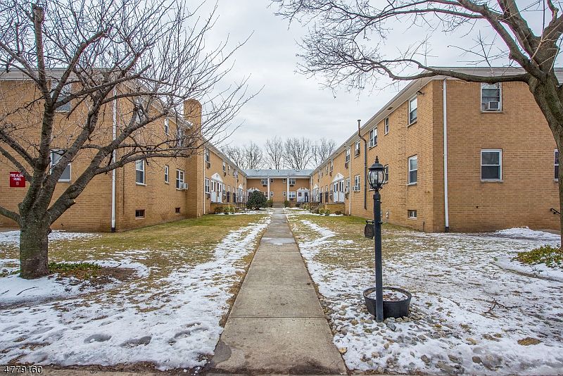 1st image of 725 Joralemon St Unit 88