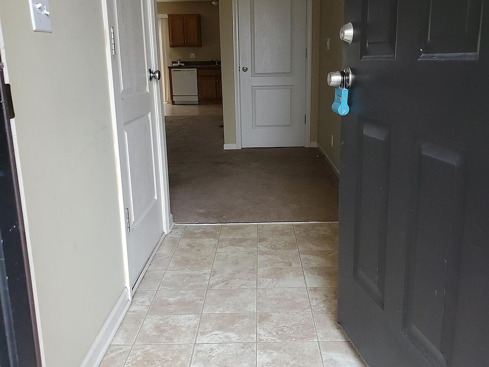 Front Entry Way