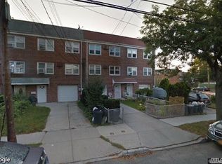 8953 241st St, Bellerose, NY 11426