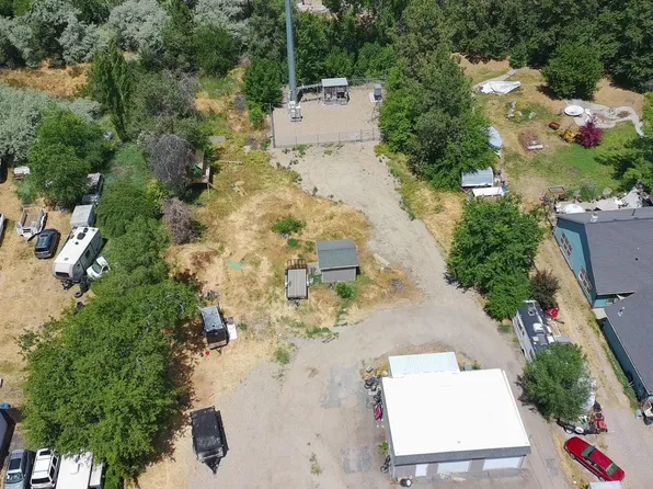 1112 Smith Ave, Nampa, ID 83651