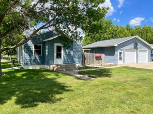 1747 1st St NW, Huron, SD 57350