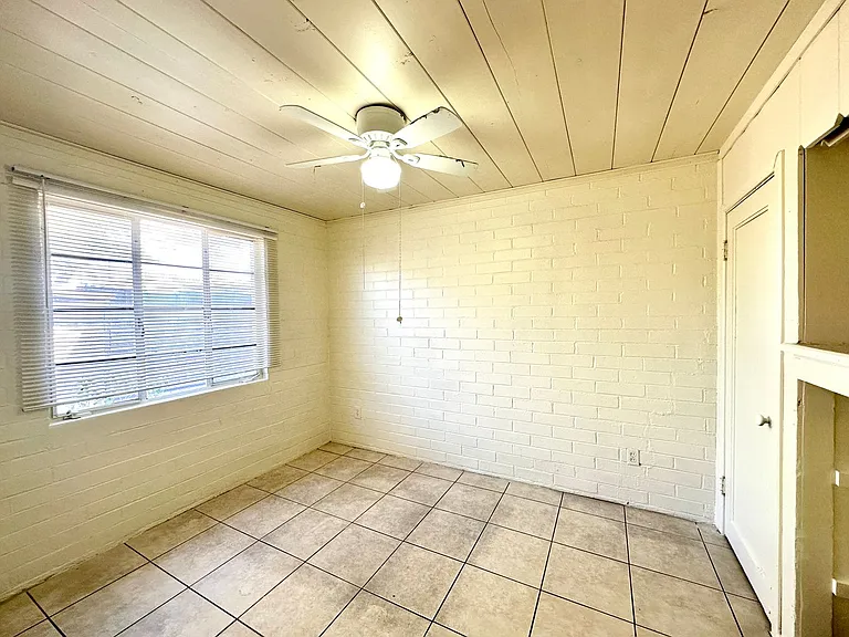 Studio and 1 Bedrooms in this Stunning Community! — Photo 24
