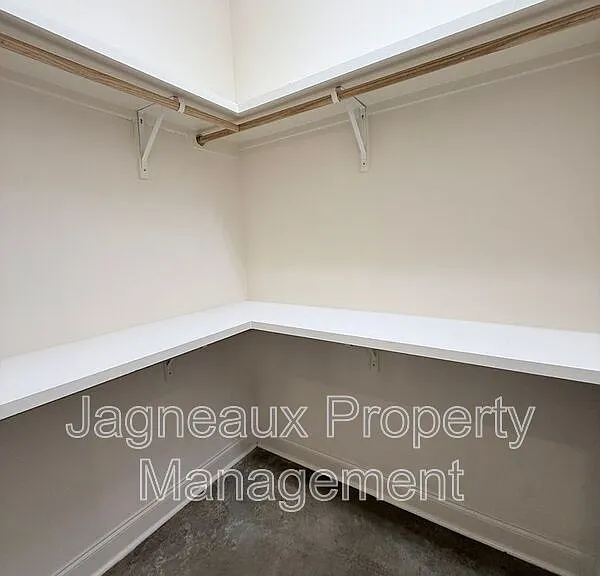 119 Shallowford Dr — Photo 9