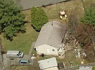 22 Aselin Dr, Spring Valley, NY 10977