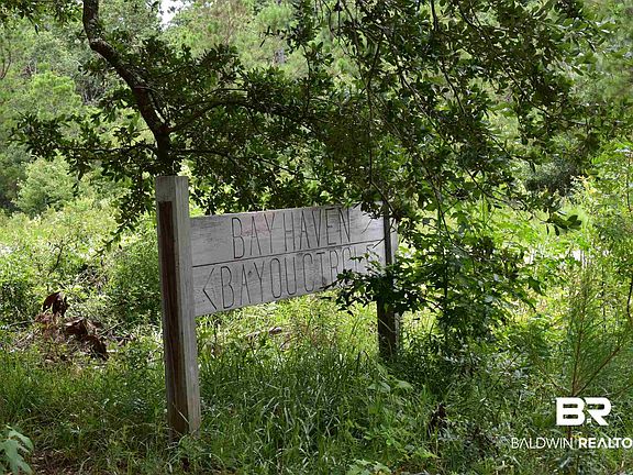 4th image of 10092 Bayou Cir