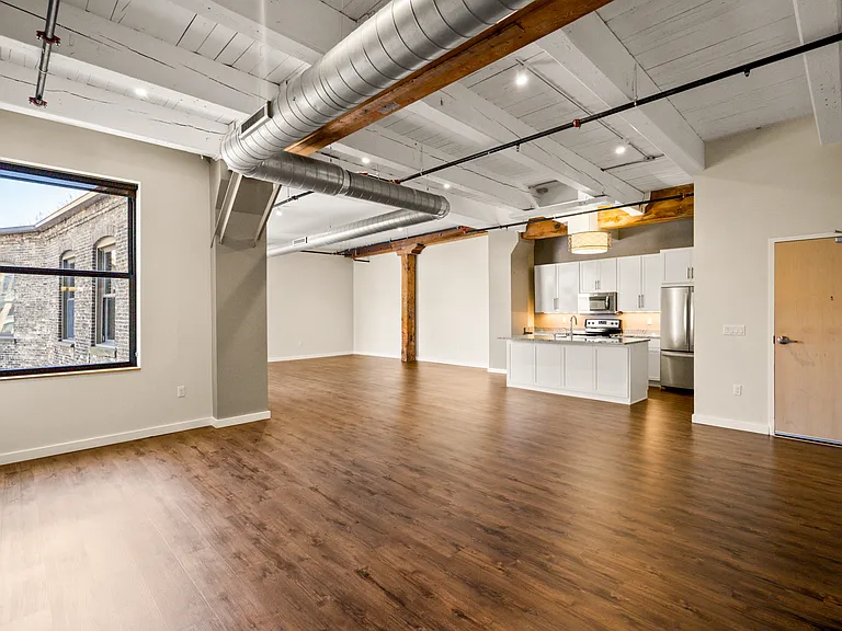Finishing House