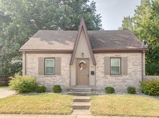 115 W 4th St, O'Fallon, IL 62269