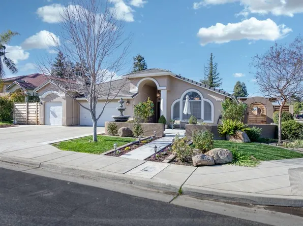 684 N Oxford Ave, Clovis, CA 93611