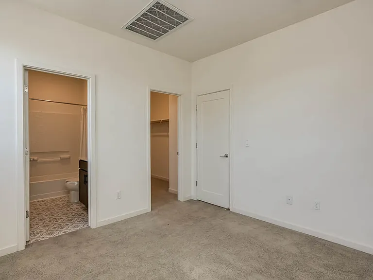 37662 Breakers Rd — Photo 15