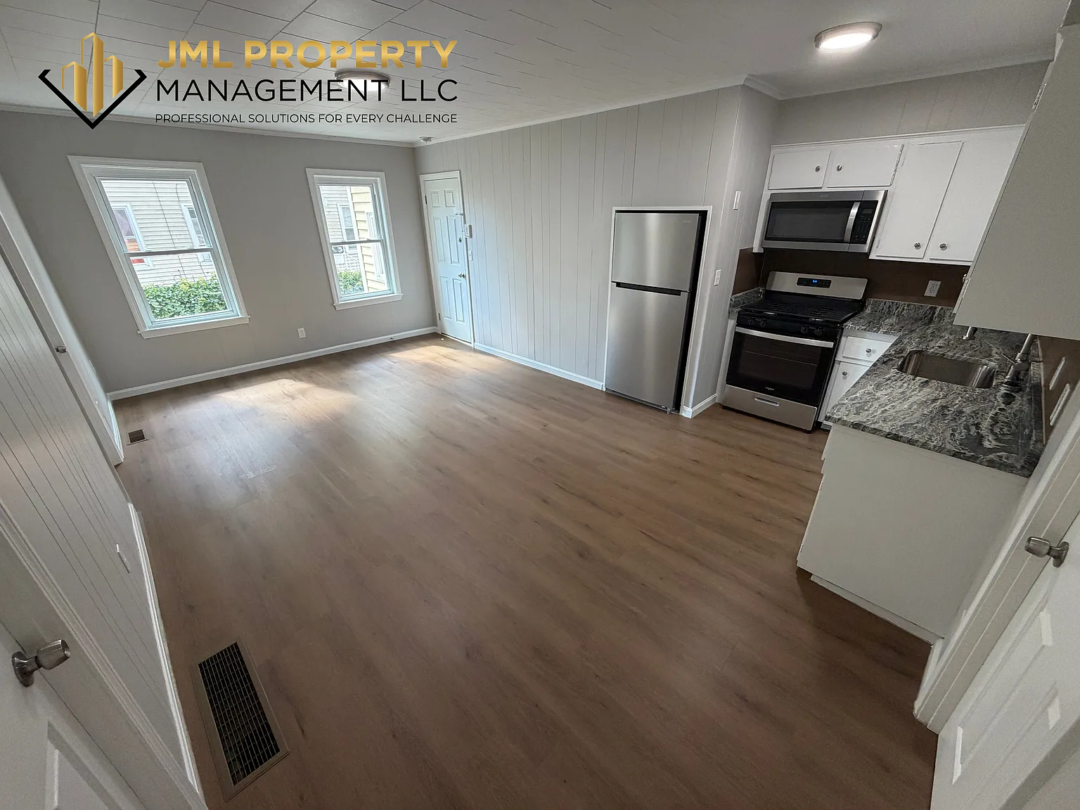 3 bed, $1,800 — Photo 1
