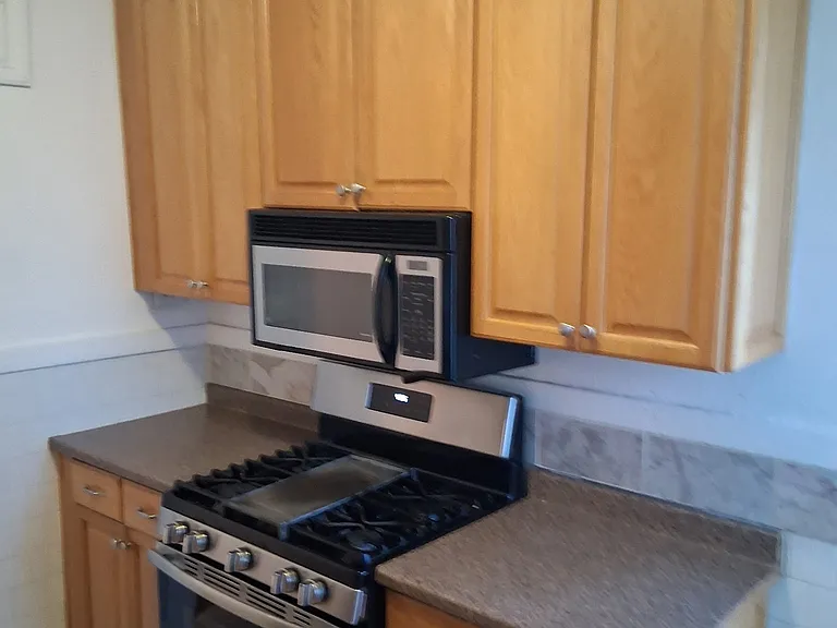1252 N Fillmore St — Photo 5