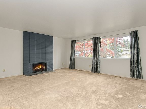 4th image of 12137 NE 141st St