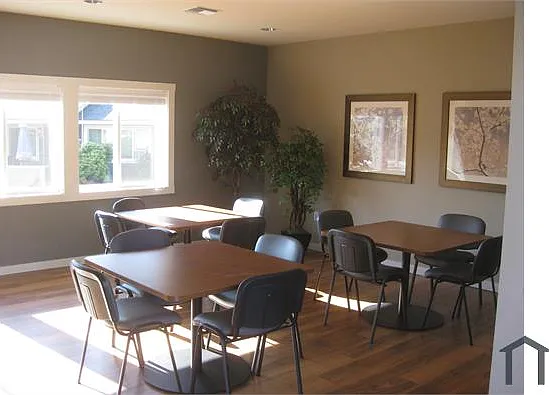1 bed, 650 sqft, $816 — Photo 2