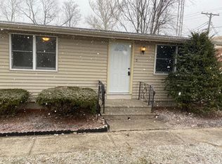 104 West St #3, Minooka, IL 60447