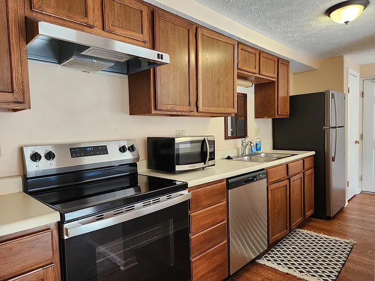 65 Sweetfern Ct #65 — Photo 8