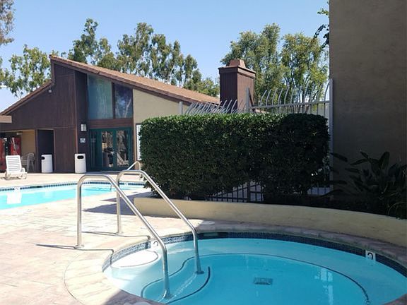 4th image of 3456 Castle Glen Dr Unit 286