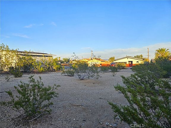 4th image of 6350 Mojave Ave