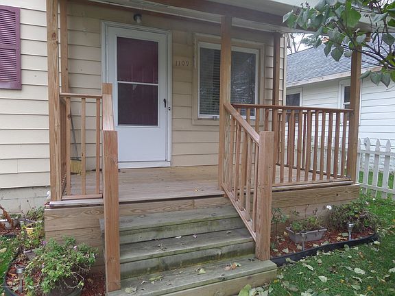 3rd image of 1109 Ontario St