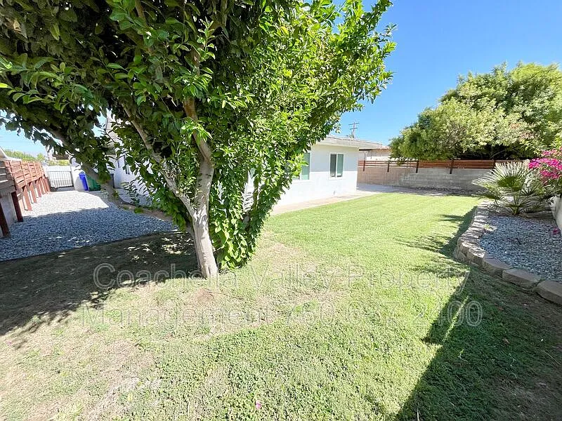 3 bed, 2.0 bath, 1750 sqft, $2,695 — Photo 3