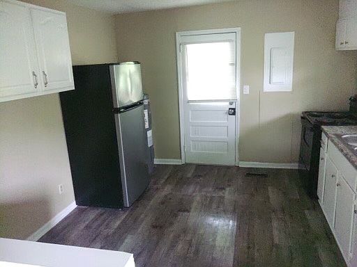 3rd image of 204 Walthall Ave APT A