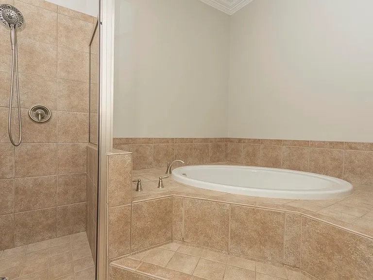 122 Regatta Dr — Photo 18