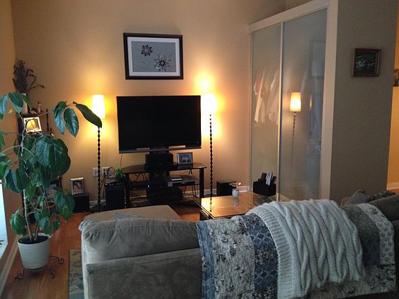 3rd image of 2065 N Kedzie Ave APT 111
