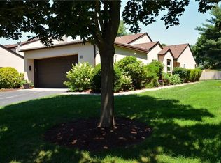 2970 Mendon Rd APT 164, Cumberland, RI 02864