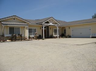 35302 Robinsong Rd, Santa Clarita, CA 91390