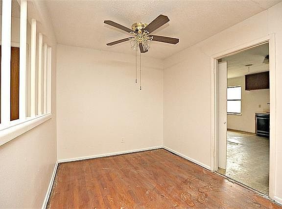 5th image of 10314 Goodyear Dr