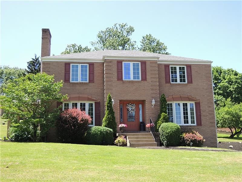 1st image of 1672 Queens Dr
