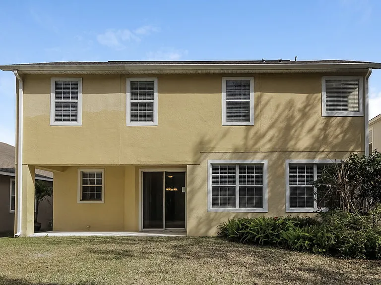 9540 Piccadilly Sky Way — Photo 17
