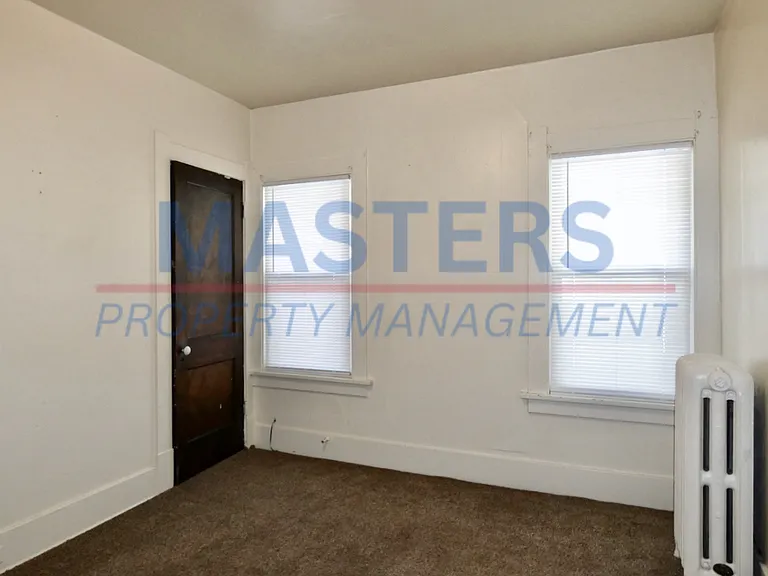 4113 N Lockwood Ave — Photo 21