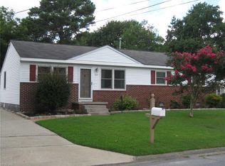 512 Plantation Dr, Chesapeake, VA 23323