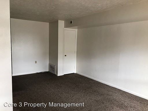 2nd image of 2104 E Empire St APT 7