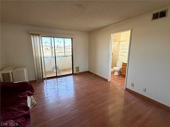 5th image of 2080 Karen Ave #23