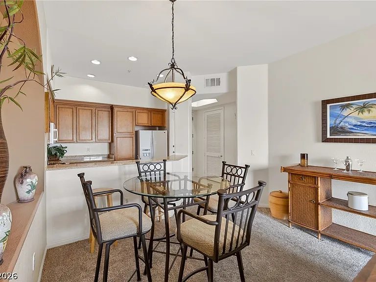 62 E Serene Ave #324 — Photo 4