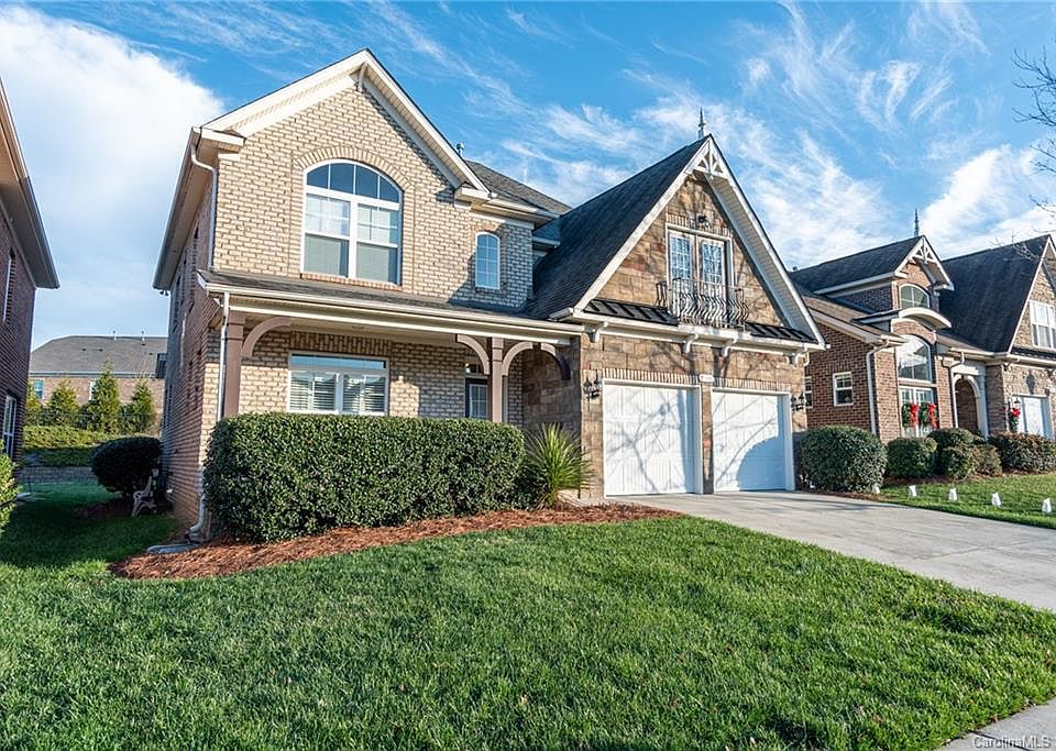 1st image of 2208 Barrowcliffe Dr