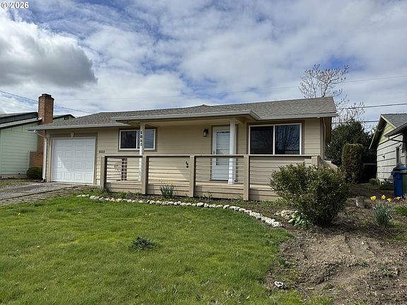 2nd image of 1845 Sallal Rd