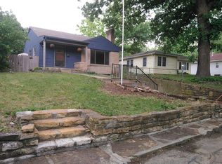 232 NW Knox Ave, Topeka, KS 66606
