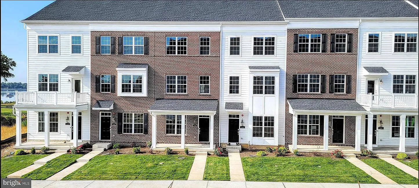 111 Waterside Mews photo 1