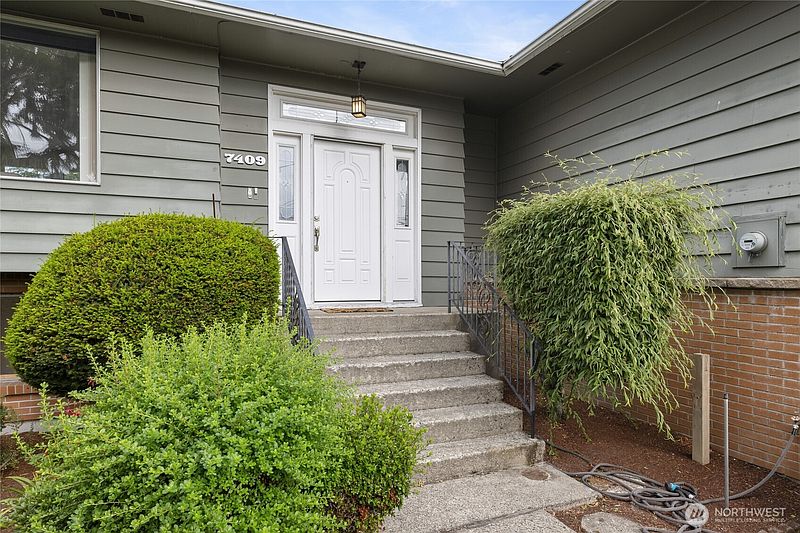 2nd image of 7409 S 15th Street