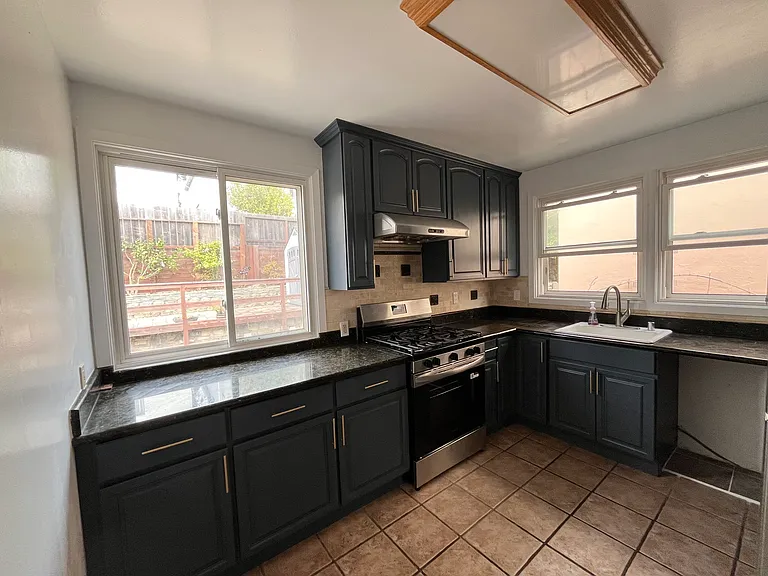 36 Westdale Ave — Photo 18