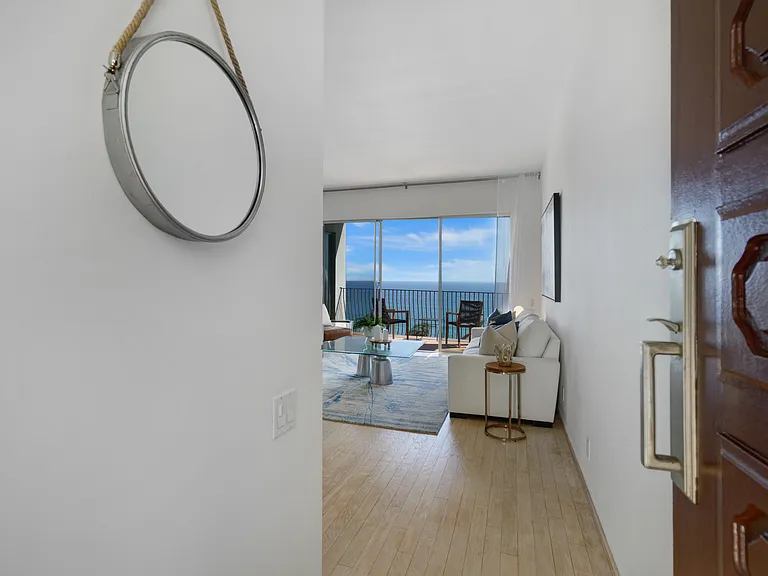 18111 Coastline Dr #2 — Photo 6