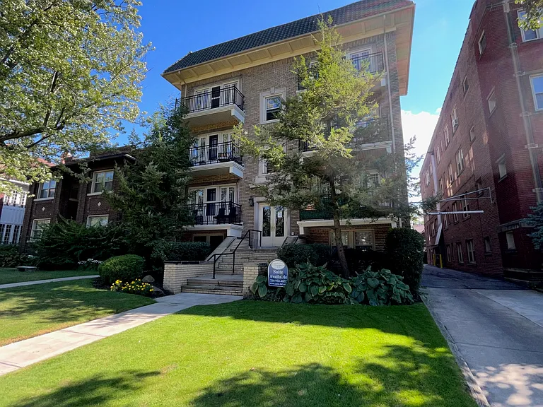 Mapleview building 2