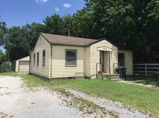 1214 E Chestnut Ave, Enid, OK 73701