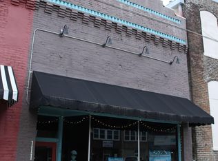 111 Main Ave N, Fayetteville, TN 37334