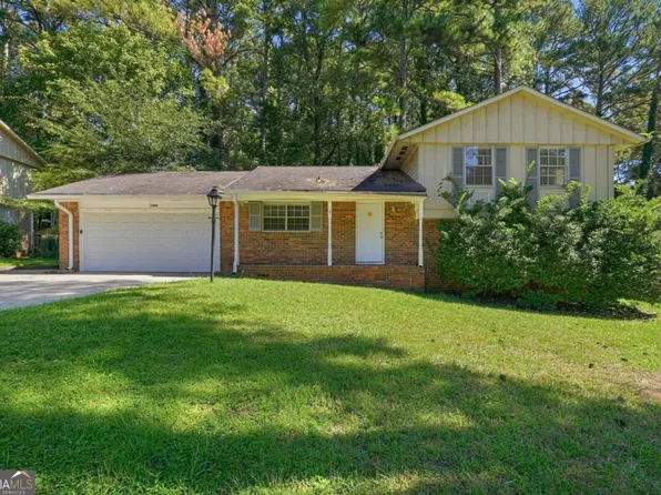 1478 Spruce Ridge Way, Stone Mountain, GA 30083